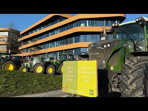 15.12.2025 Bauern-Protest vor Lidl-Zentrale Bad Wimpfen – Hunderte Traktoren gegen Billigpreise