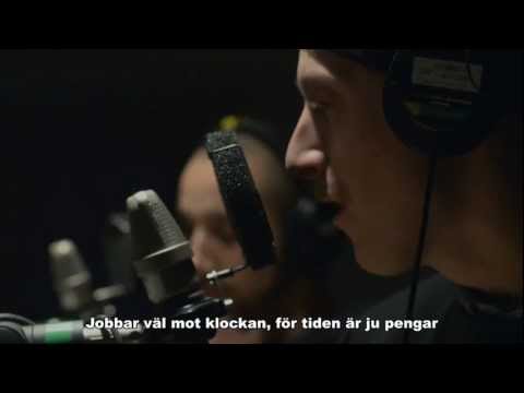 Avsnitt 48: Nomaden och SexFemman kör "Tjena Hej" live - Kärleksattackens webbteve
