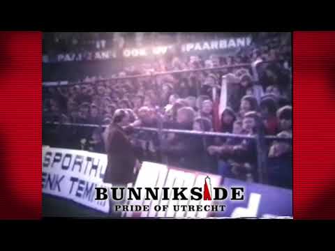 FC Utrecht - FC Amsterdam  (de lieverdjes) 2-2  19-1-1975