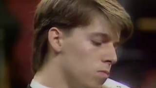 Beethoven Violin Concerto - Bell, Philharmonia, Flor