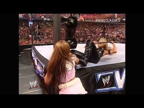 WWE Classics- WrestleMania 22: Trish Stratus vs Mickie James