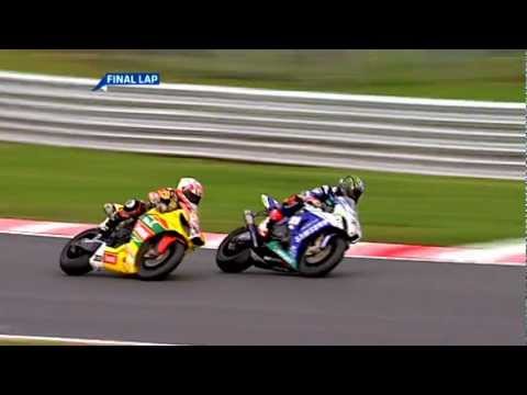 British Superbike 2011 Last Lap - Tommy Hill vs. John Hopkins (+ Post Race Interview)