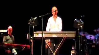 The Manfreds - Pretty Flamingo, Ilkley 2012