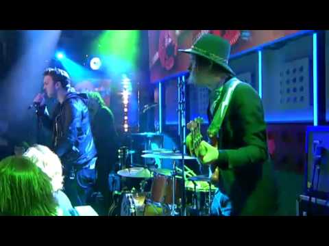 Voor aanvang (extra opname): Go Back To The Zoo - Hey Dj - 29-10-2010