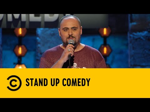 L'abilità di sparare palline con la f**a- Mario Raz - Stand Up Comedy - Comedy Central