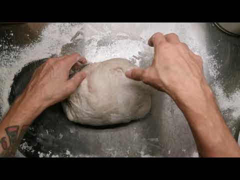 Pane Vallemaggia Teig grob rundwirken