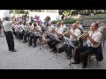 Первомайские новости: гимн Украины в исполнении военного оркестра 