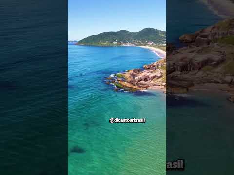 Praia da Gamboa entre Garopaba e palhoça em Santa Catarina. Mais informações leia LEGENDA