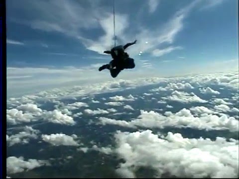 Sky Diving 06.mpg