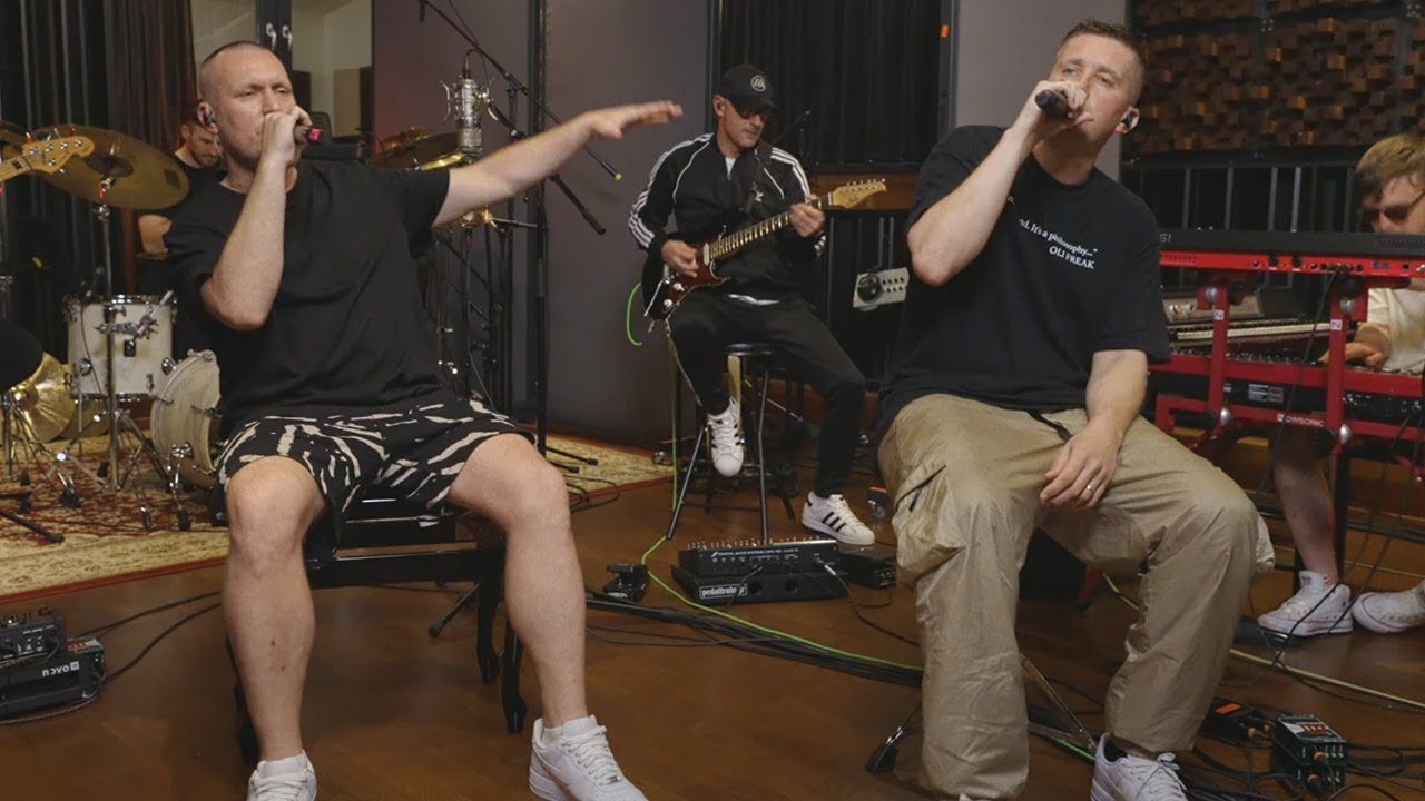 Lyrics & Translations of SUCKER PUNCH by Moja Reč Popnable