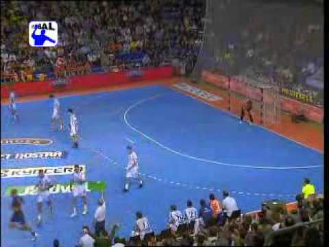 F.C. Barcelona Borges 26 - Reale Ademar 26