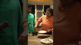 Download lagu Curry Leaves Prawns with Coconut Sambal #shorts #shortvideo #food #asmr #srilanka #masterchef mp3