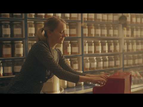 away from stage sessions: Frederike Möller "Frederike Möller - Walzer doppelt" @Gewürzhaus