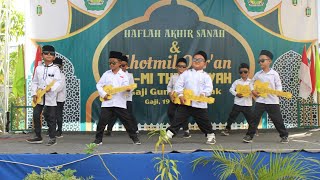 Download lagu Tari Kreasi 'ABATASA' ( WALI BAND ) - Kelas 1 MI Tholabiyah Gaji Kec. Guntur mp3 Download lagu Tari Kreasi 'ABATASA' ( WALI BAND ) - Kelas 1 MI Tholabiyah Gaji Kec. Guntur mp3