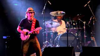 Gilvan de Oliveira + Armandinho - &quot;Sarajevo (Armandinho/Pepeu Gomes)&quot;