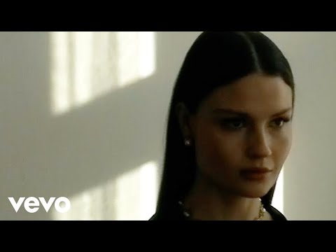 Julia Rocka - Terapeuta (Lyric Video)