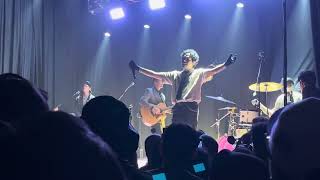 Download lagu Lomba Sihir - Tidak Ada Salju di Sini, Pt. 6 (Selamat Jalan) (Acoustic Live 25/7/2024) mp3