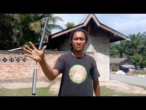 AWESOME MATRIAL ART NUNCHAKU FREESTYLE (FAST AND CRAZY)