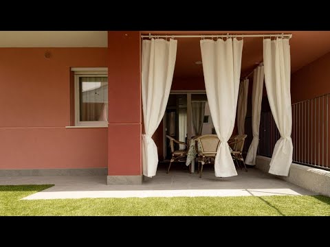 HOLIDAY APARTMENTS GIULIA Blue, Pietramurata, Italy