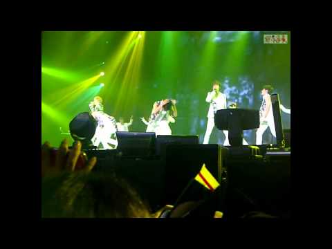 [Fancam] 130831 Infinite One Great Step in Jakarta Part 27 - BTD (Before the Dawn)