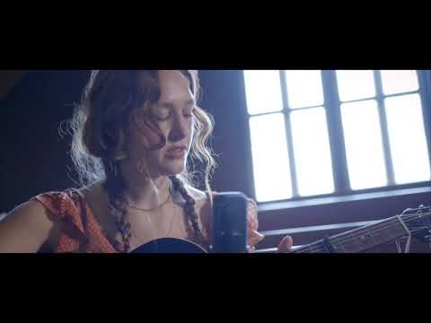 Bella White - Just Like Leaving (Acoustic Live)