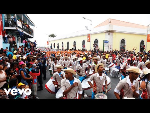 Video thumbnail for Estanhadinha (Versão Carnaval)