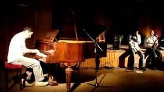 Martín Ceraolo (piano) - Tierno salvador