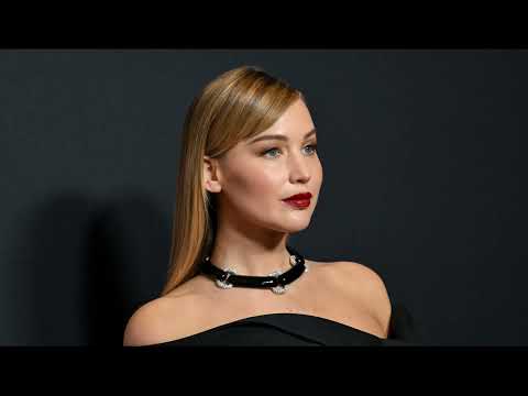 Steal Jennifer Lawrence’s Sold-Out Bag Look for Under $30!