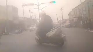 我該走呢？還是不該走呢？
