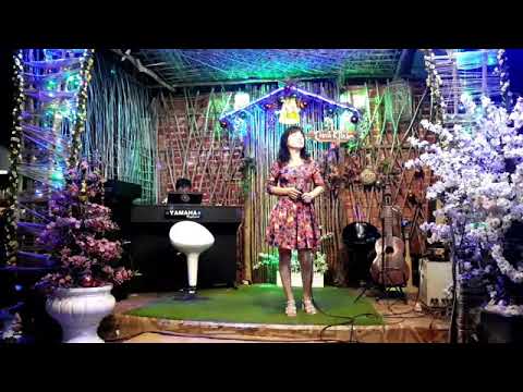 Thể hiện bởi Hoài Mỹ