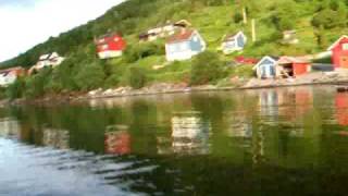 preview picture of video 'Båttur på Surnadalsfjorden.'