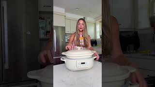 The BEST Slow Cooker Pulled BBQ Chicken!🍗 great EASY summer recipe or game day recipe! #bbqchicken