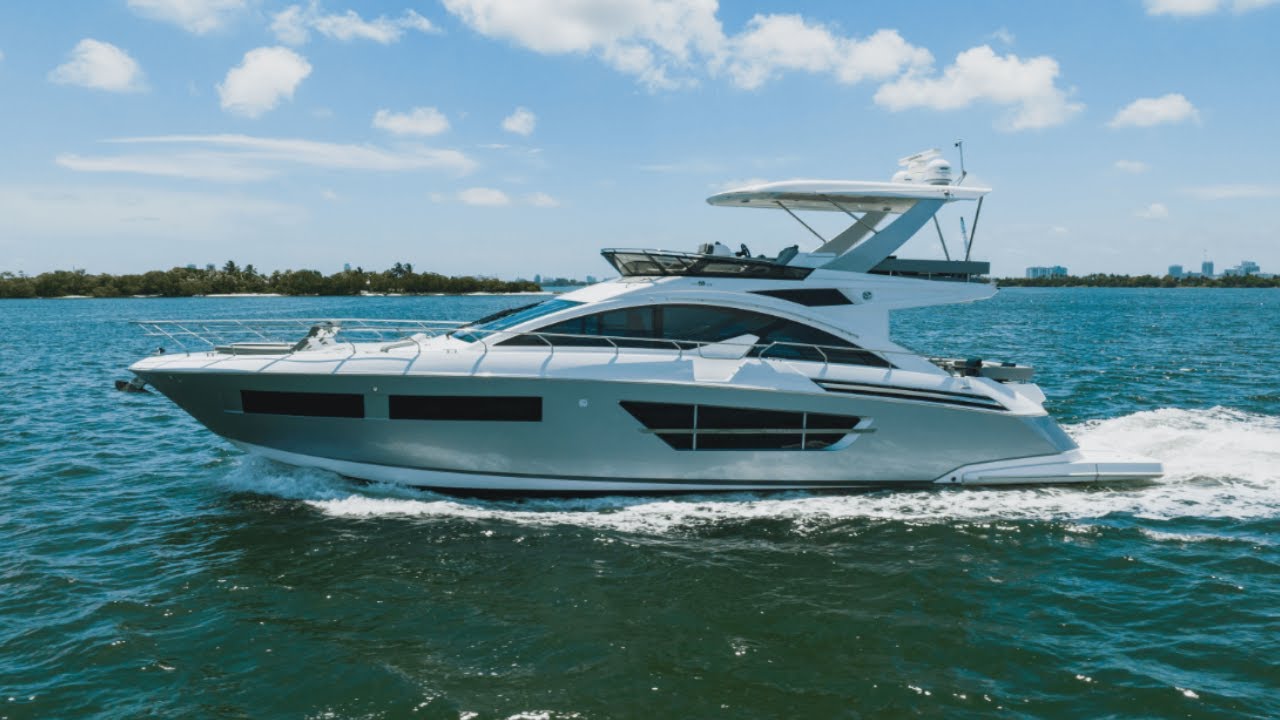 Cruisers Yachts 2023 60 Cantius Fly Walkthrough