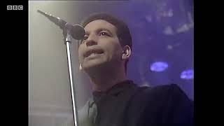 The Christians  - Forgotten Town  - TOTP  - 1987