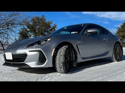 Nokian Hakkapeliitta 10 Studded Tires — Ice & Snow Test — 4K