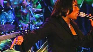 Jamecia Bennett Church People [From The Ann Nesby Best Of Live CD/DVD]