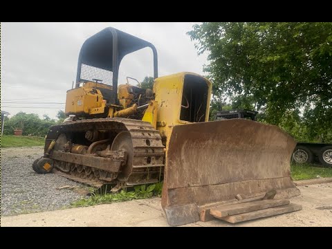 A long forgotten John Deere 450B Dozer. Lets fix it! PART 1