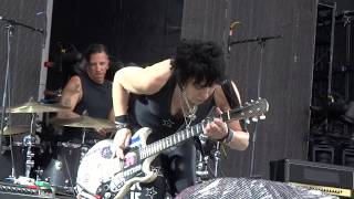 Joan Jett And The Blackhearts - Love Is Pain Live at River City Rockfest 2018