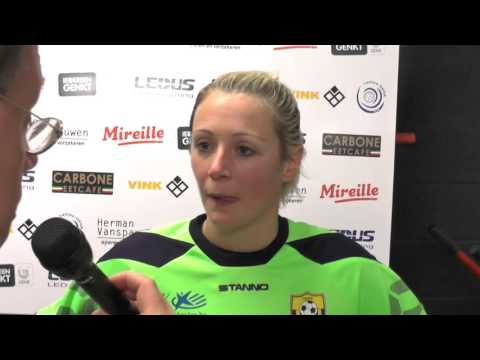 Tamara Wellens (keeper E  Louwel) tijdens 5de indoortornooi in Genk op 26.12.2015