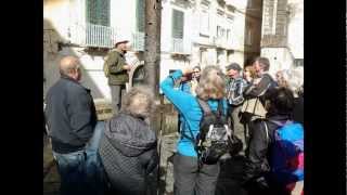 preview picture of video 'Pellegrini sulla via Francigena nel tratto Sessa Aurunca - Castelforte 18-04-2012'