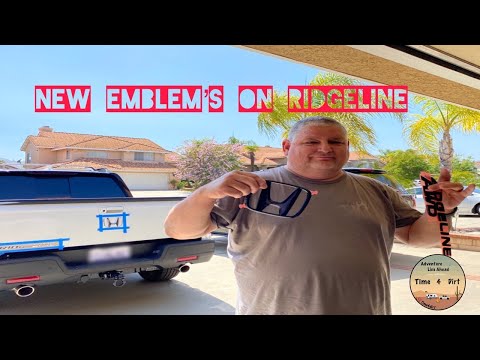 New Emblems on 2022 Honda Ridgeline Black Edition