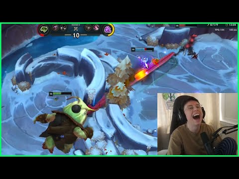 Tahm Kench's Tongue Is HUGE In 2v2v2v2