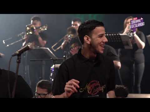 ARGENIS CARRUYO -  Un Hombre Busca una Mujer