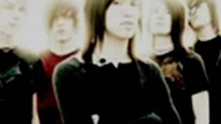 with eyes wide shut ~Bless the Fall~