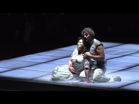 Krassimira Stoyanova and Jonas Kaufmann in the final act of Giuseppe Verdi's AIDA