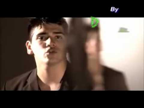 grupo play - llora me llama.flv