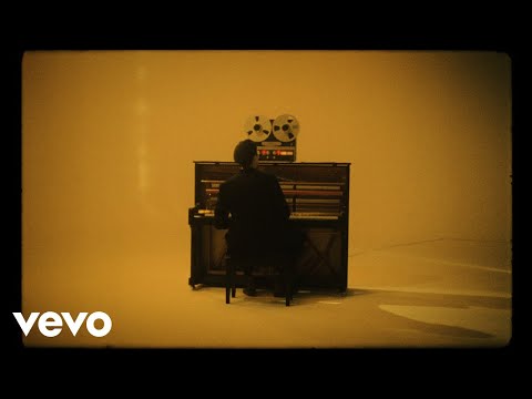 Erland Cooper - Warming (Mvt. 5) (Performance Video)