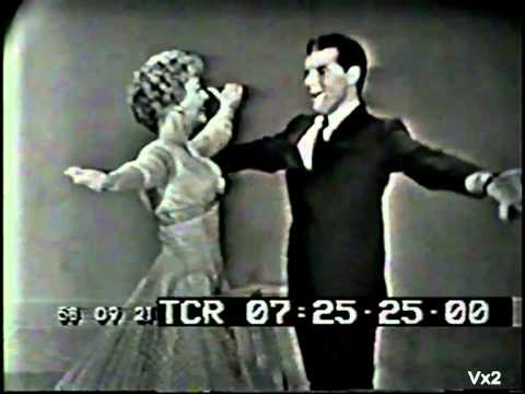 Dorothy Collins & Johnny Desmond:  Everybody Loves a Lover (Your Hit Parade 1958)