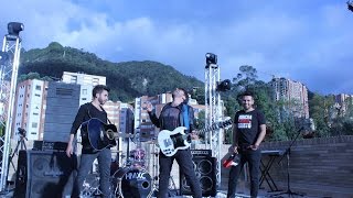 Santa Banda - Pinta El Mundo (Video Oficial) @Santabandamusic