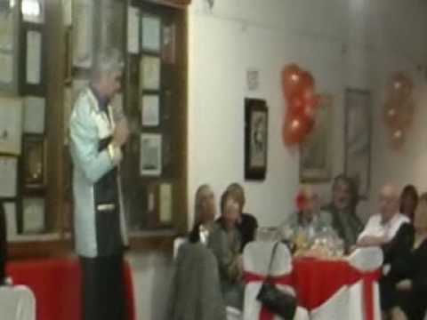 Chistes de Javier Dasol todos los dias en youtube.com miercoles 14 abril.mpg